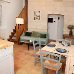 Maison Emily In By La Boîte En Hébergement de vacances *