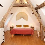 Maison Emily In By La Boîte En *