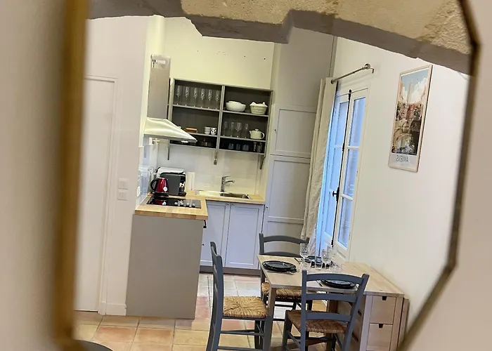 Maison Emily In By La Boite En Σπίτι διακοπών